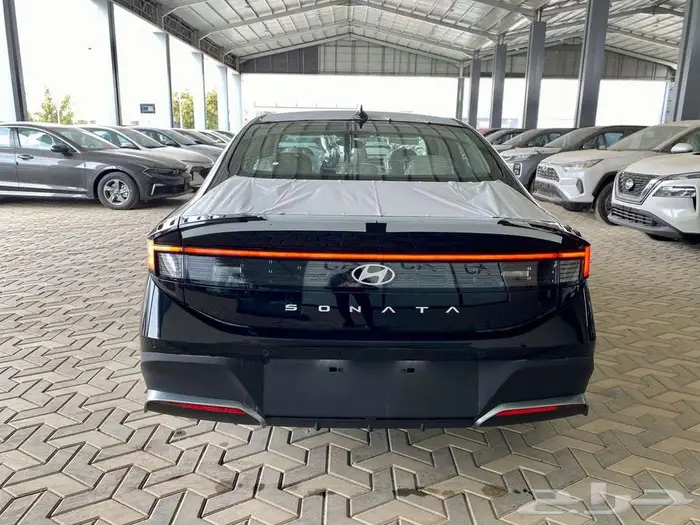 هيونداي سوناتا فليت 2026 لون رمادي لامع 8