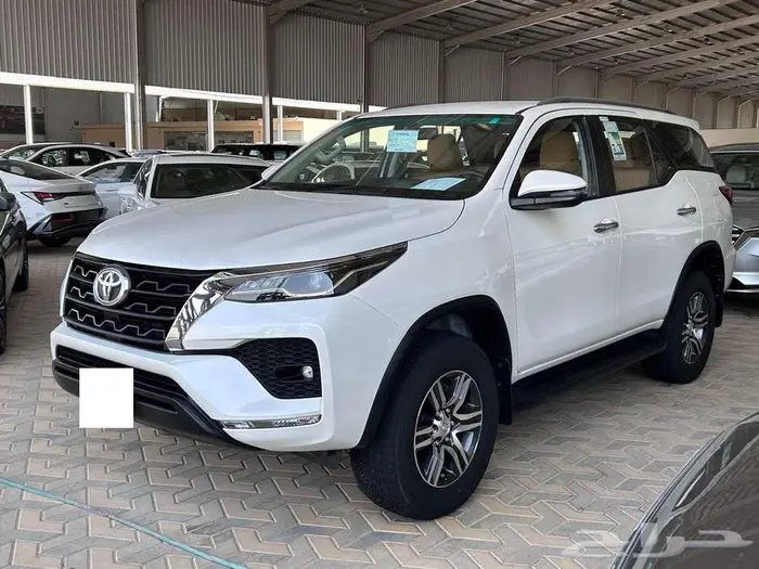 تويوتا فروتشنر 2023 VX - سلندر 6 2
