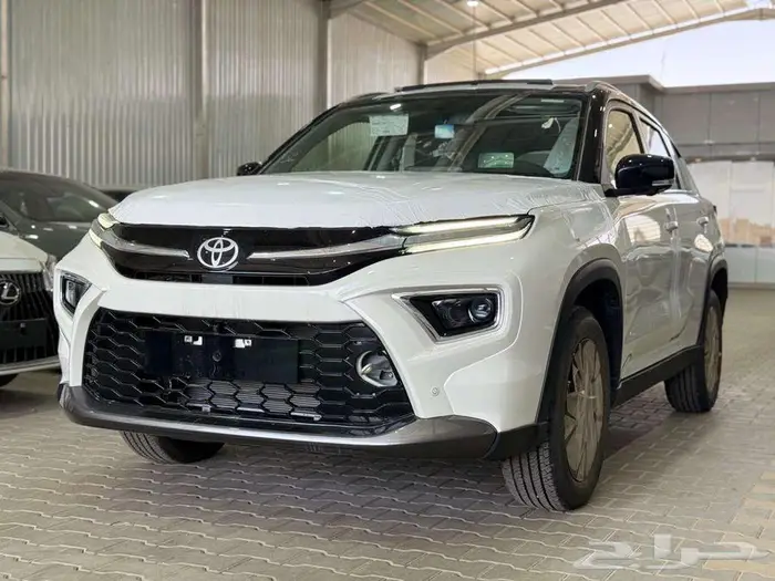 تويوتا اوربان كروزر GLX فل كامل 2025 1