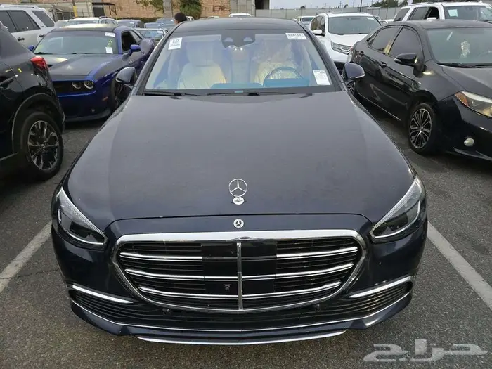 مرسيدس s580 لون كحلي موديل 2022 1