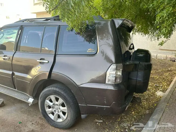 للبيع باجيرو V6 GLS موديل 2018 5