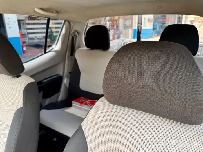 ميتسوبيشي غمارتين بك اب L200 نظيف 5
