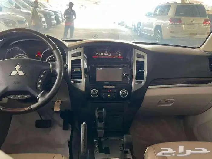 باجيرو دبل فل كامل (3.89)2017 GLS 18