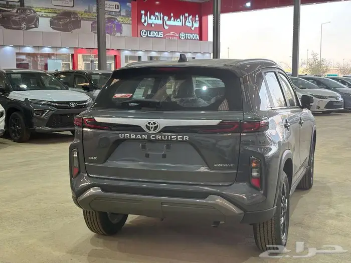 تويوتا اوربان كروزر GLX موديل 2025 5
