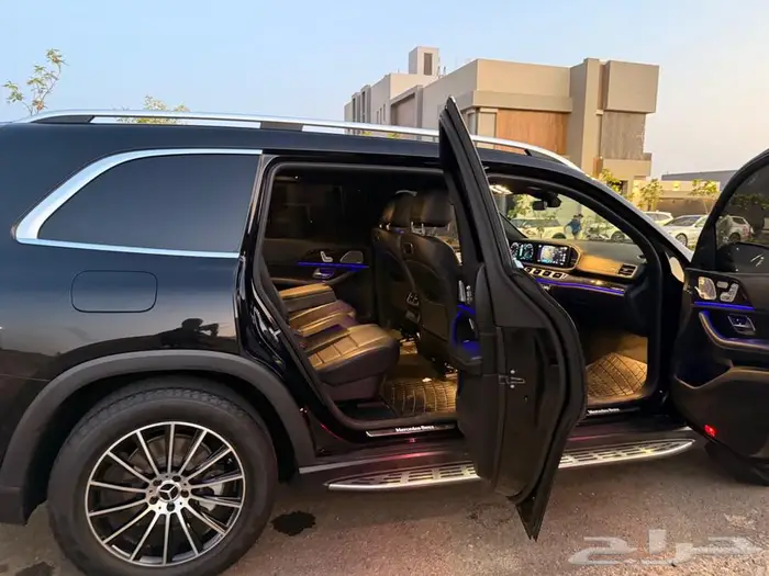 مرسيدس GLS 450 2020 أسود اول مالك بسعر 218 9