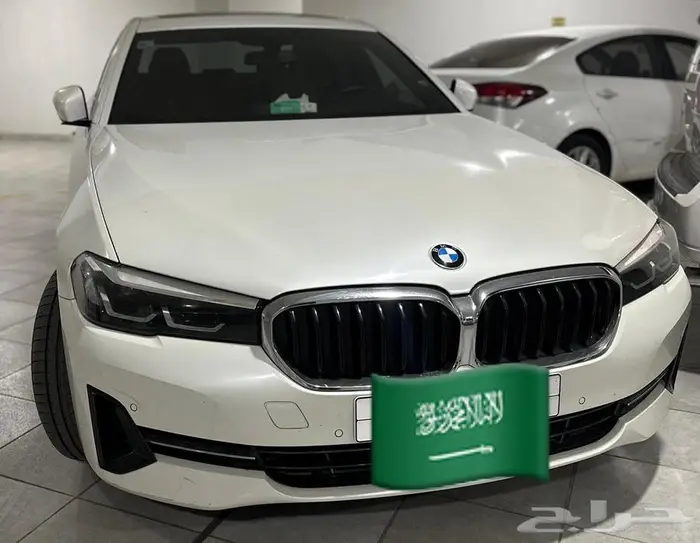 للبيع BMW 520i موديل 2021 لؤلؤي الناغي ممشى 23 000 كم 0