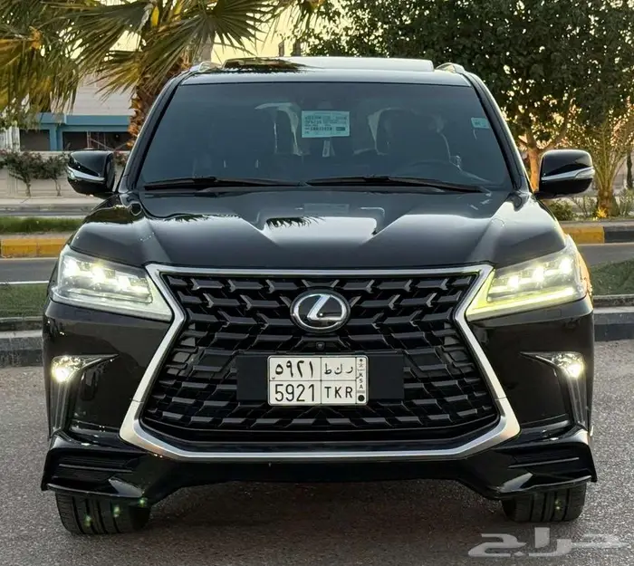 لكزس LX570 موديل 2018 فل كامل SUPER SPORT 2