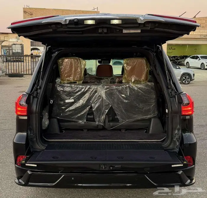 لكزس LX570 موديل 2018 فل كامل SUPER SPORT 7
