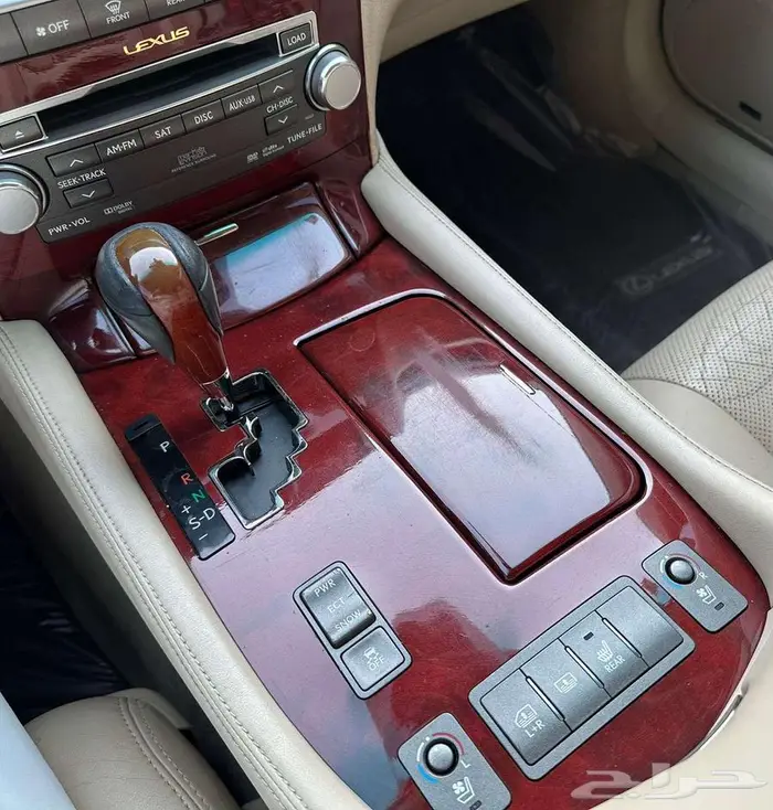 للبيع لكزس LS 460L 18