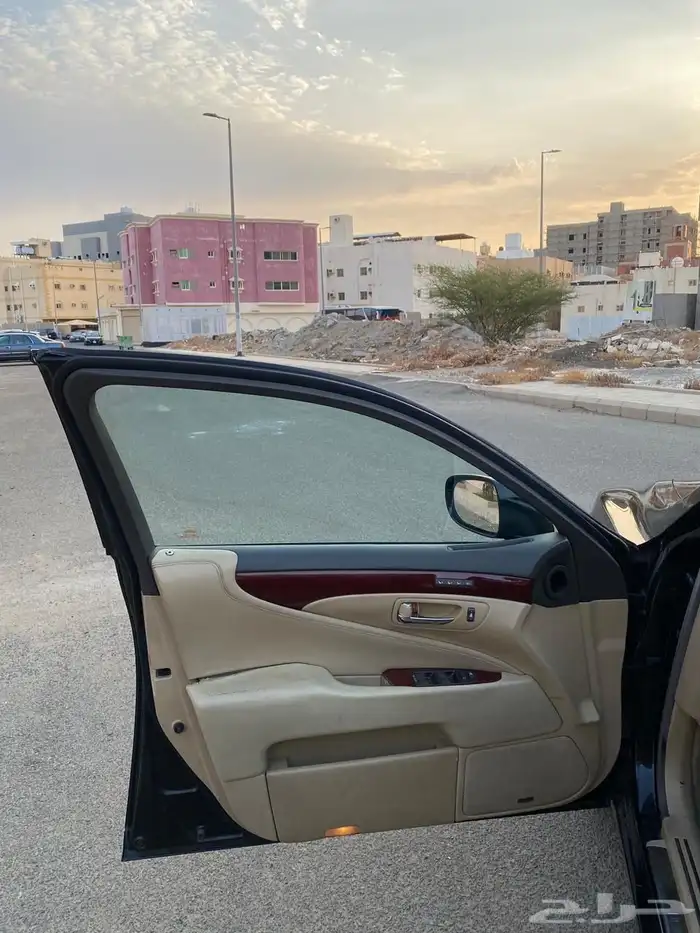 لكزس LS 460 2008 فل كامل 39