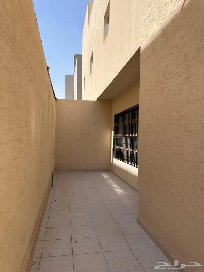 فلة دبلكس للايجار 30