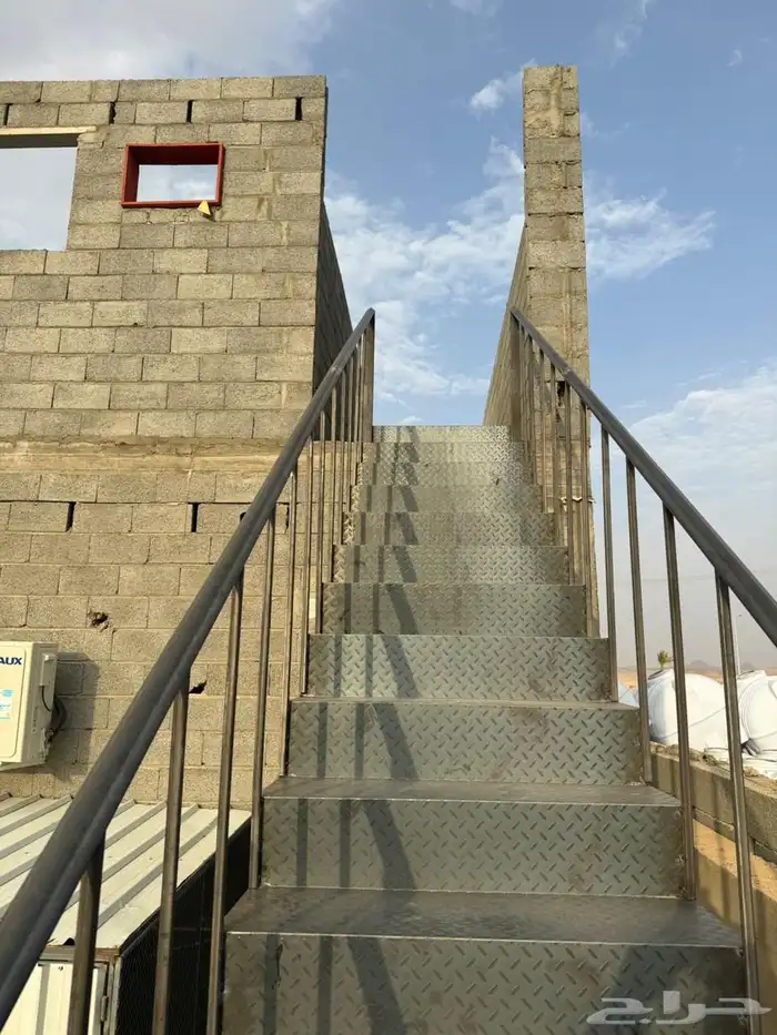 فرصة استثمارية ( غرف وسكن عمال ) 2