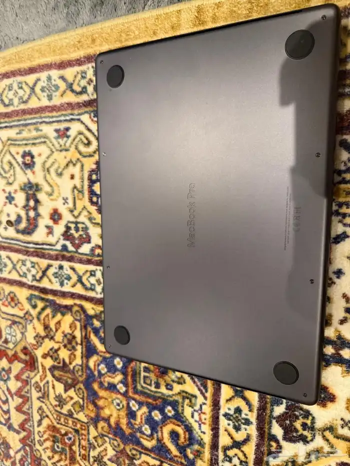 ماك بوك اير Mac book air m3 اللون فضي 1