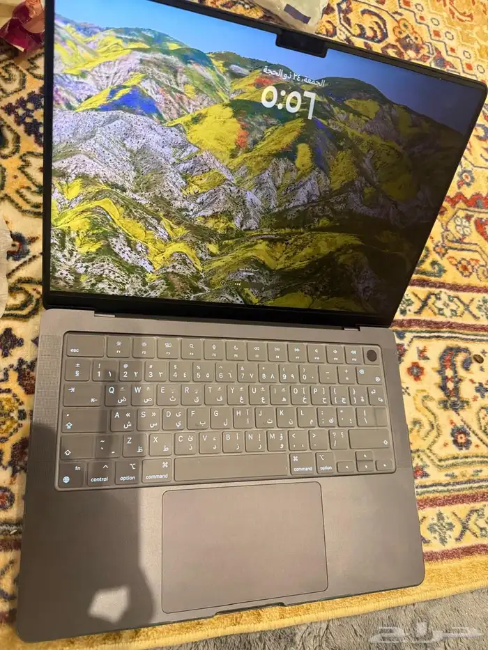 ماك بوك اير Mac book air m3 اللون فضي 2