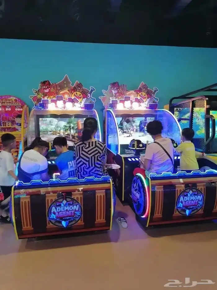 مشروع ترفيهي مربح   تجهيز بولينغ وملاهي وملاعب بادل بجودة عا 27