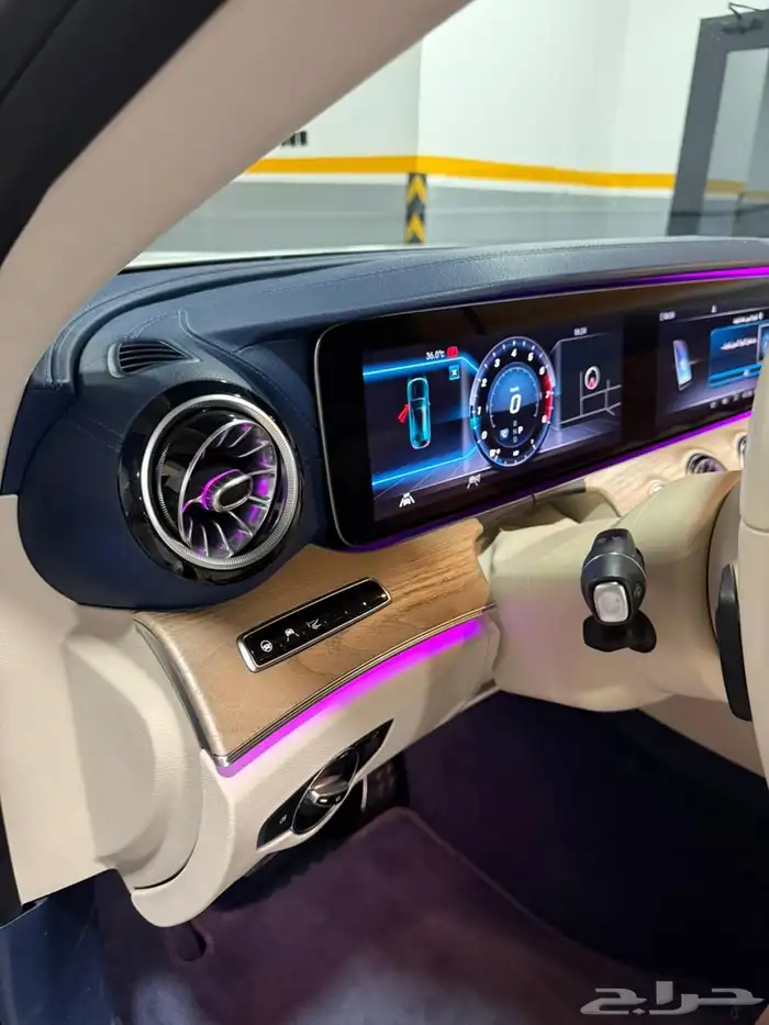 مرسيدس E300 2020 كوبيه شبه وكالة 6