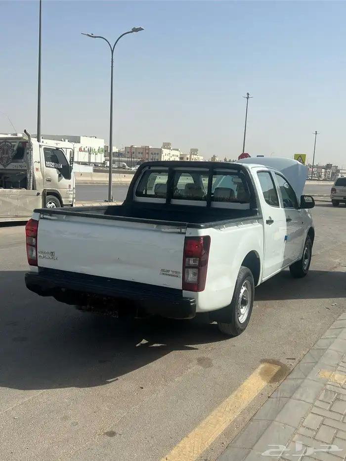 ايسوزو دي ماكس غمارتين ديزل 2019 ISUZU D-MAX 5