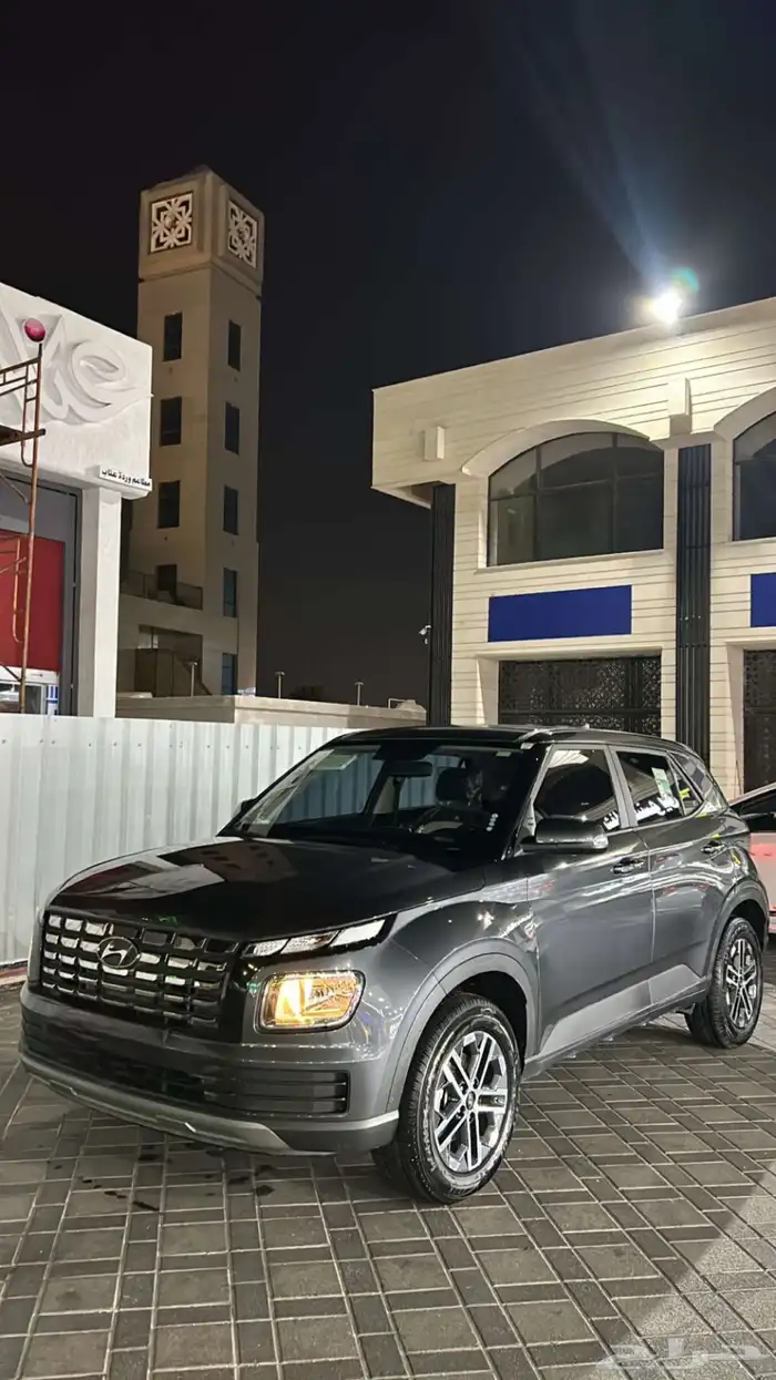 فينيو 2025 لتقبيل والتنازل 1