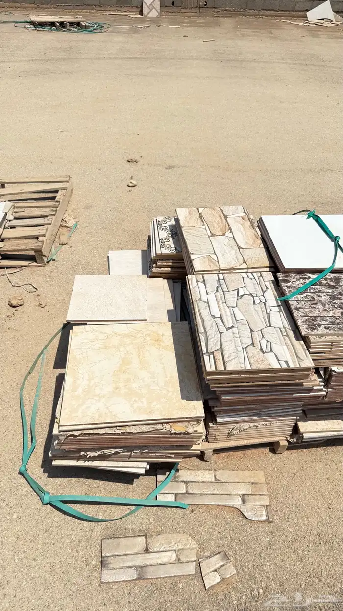 للبيع طبليات بلاط كل المقاسات تقريبا  اشكال كثيره 9