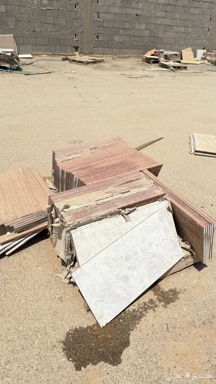 للبيع طبليات بلاط كل المقاسات تقريبا  اشكال كثيره 7