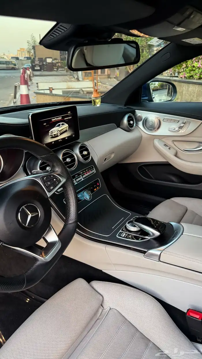 مرسيدس c300 كوبيه 2017 مخزن 12