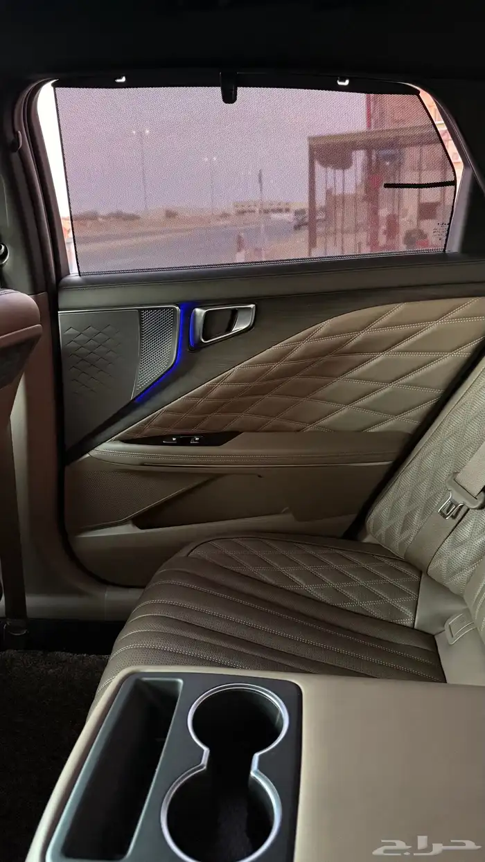 كيا K8 2022 ( بنزين ) فل اوبشن بحالة الوكالة 22