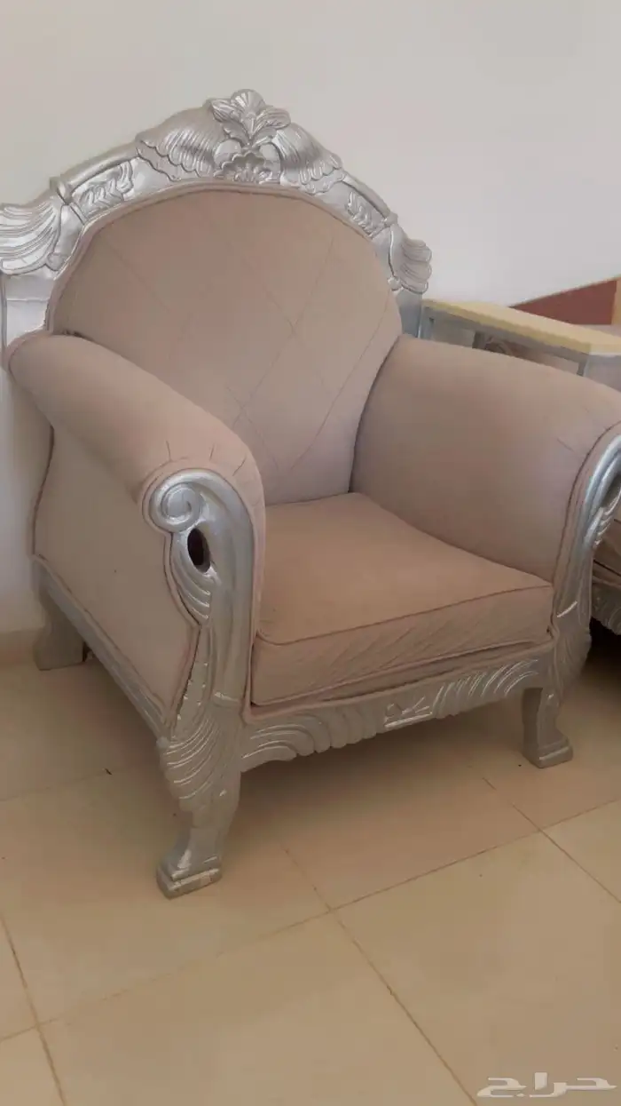 كنب مجلس مفروشات كراسي طاولات 3