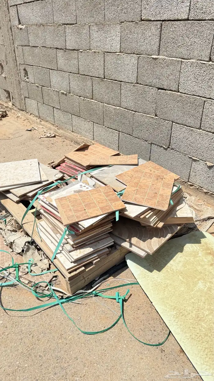 للبيع طبليات بلاط كل المقاسات تقريبا  اشكال كثيره 13