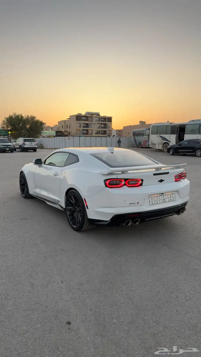 كومارو ZL1 2019 وارد الجميح 6