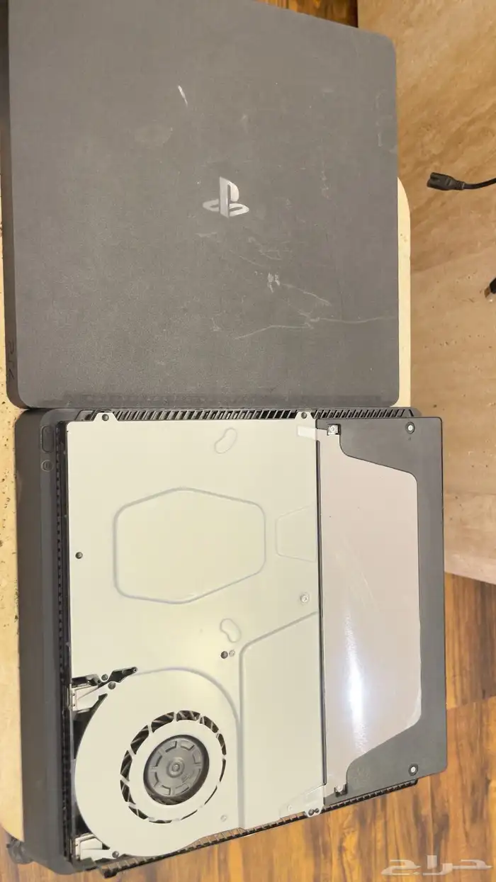 سوني 4 PS4 يد احترافيه 3