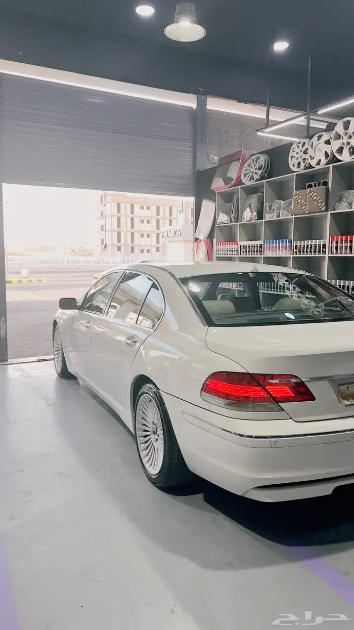 بي ام دبليو 740Li 2