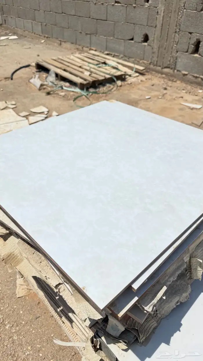 للبيع طبليات بلاط كل المقاسات تقريبا  اشكال كثيره 12