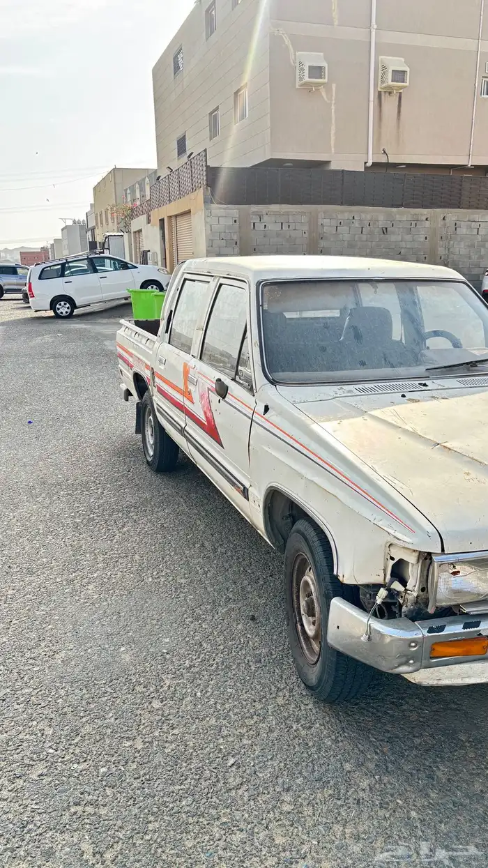 هايلكس 8