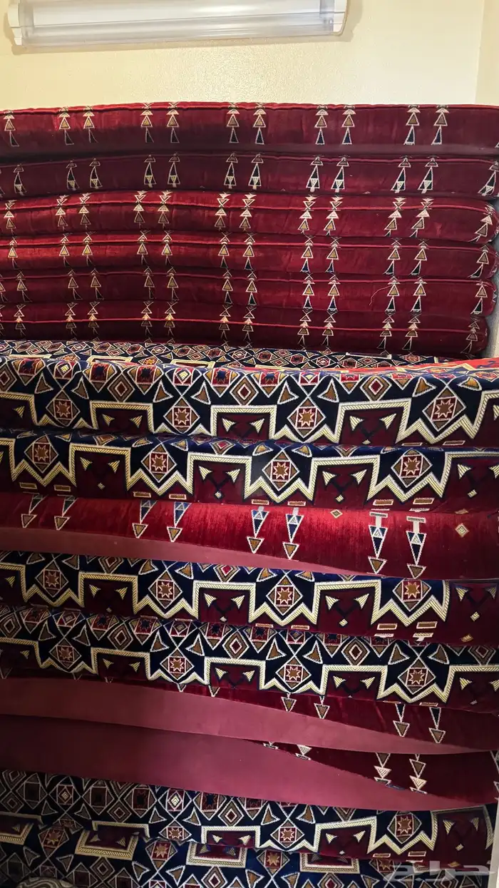 جلسات ارضيه نظيفه للبيع 3