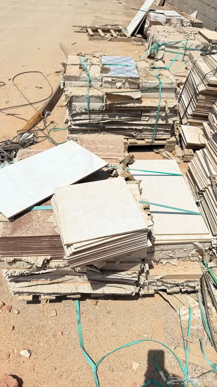 للبيع طبليات بلاط كل المقاسات تقريبا  اشكال كثيره 23