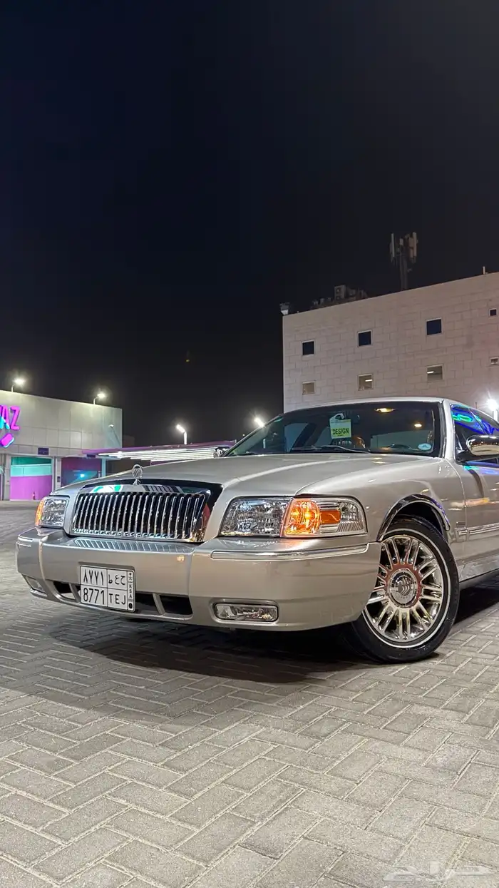 فورد جراند ماركيز 2010 5