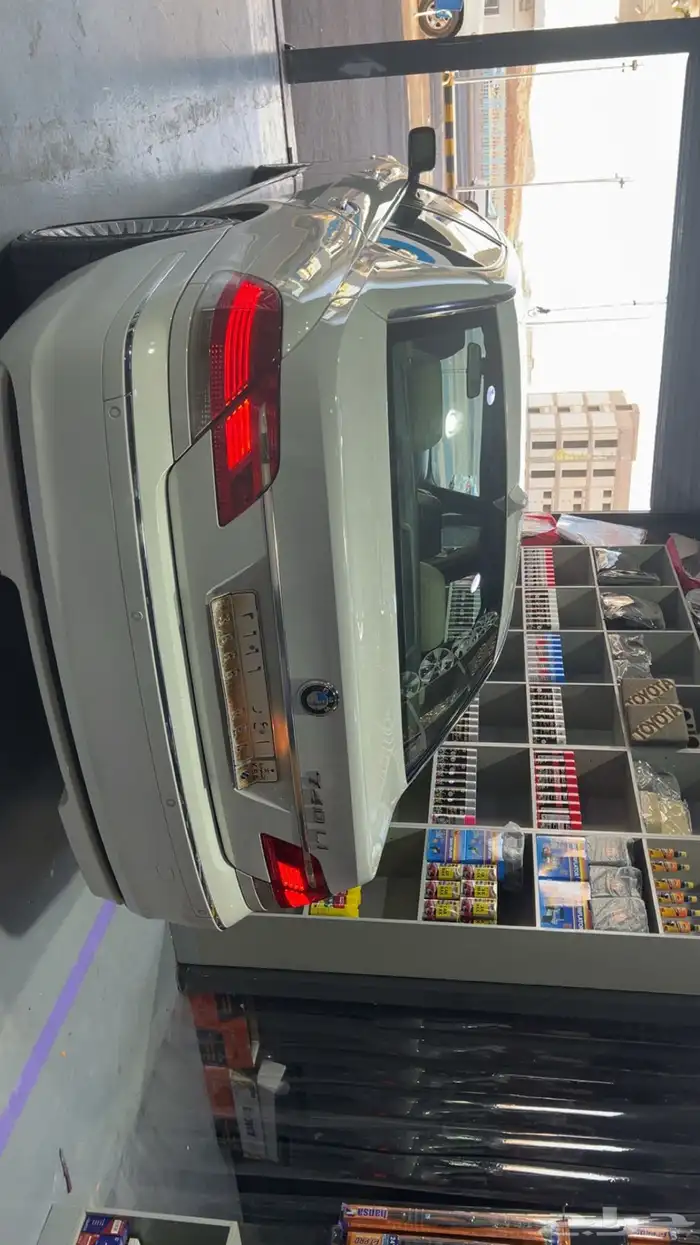 بي ام دبليو 740Li 5