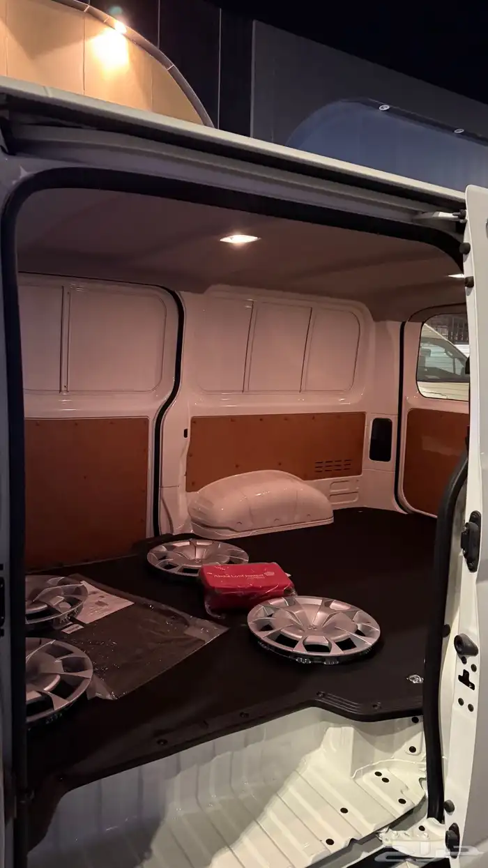 عرض خاص باص هايس بضاعة 2026 سقف منخفض ديزل سعودي قير عادي 2