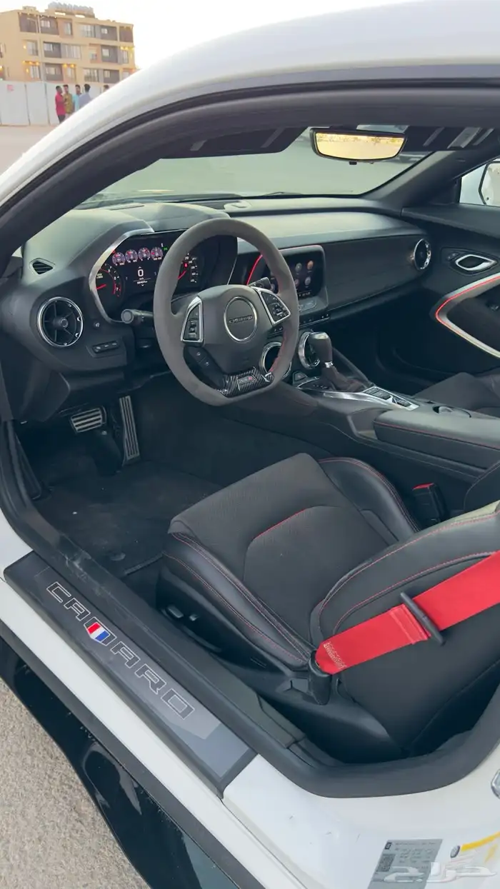 كومارو ZL1 2019 وارد الجميح 15