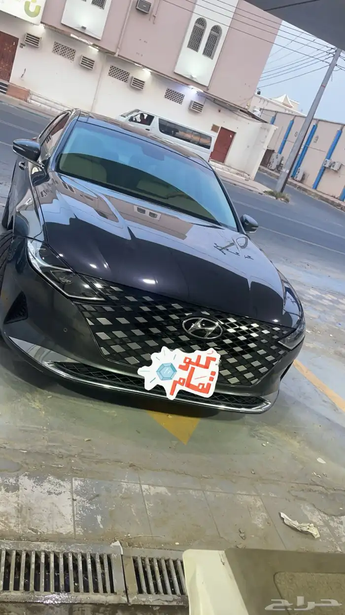 ازيرا 2022 ماشي 155 الف للتنازل باقي 90 الف اقصاد شهري 2