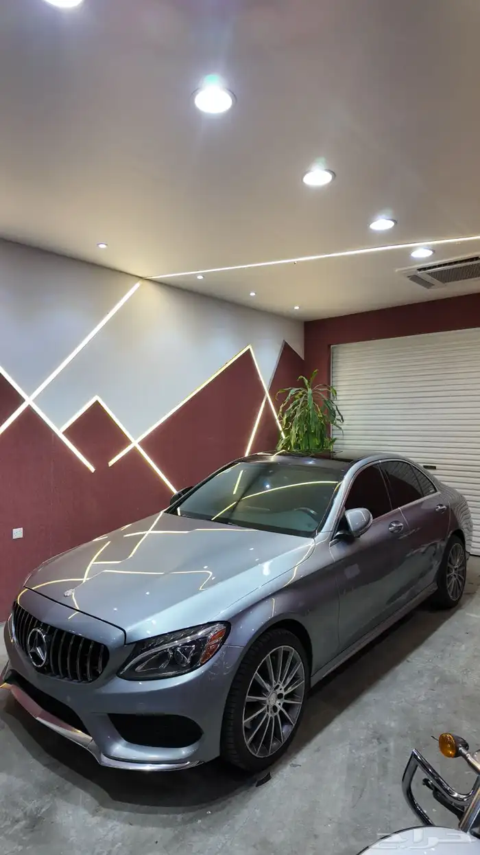 مرسيدس سي300 0
