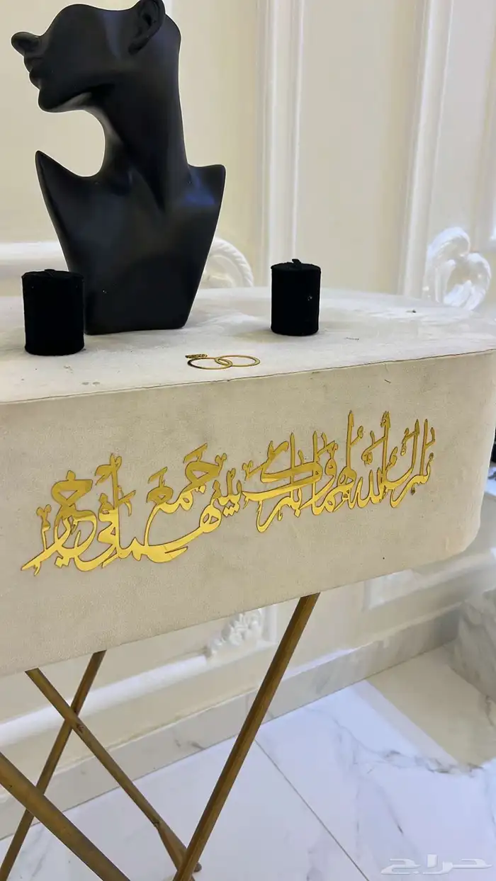 عربية ملكة نظيفة 1