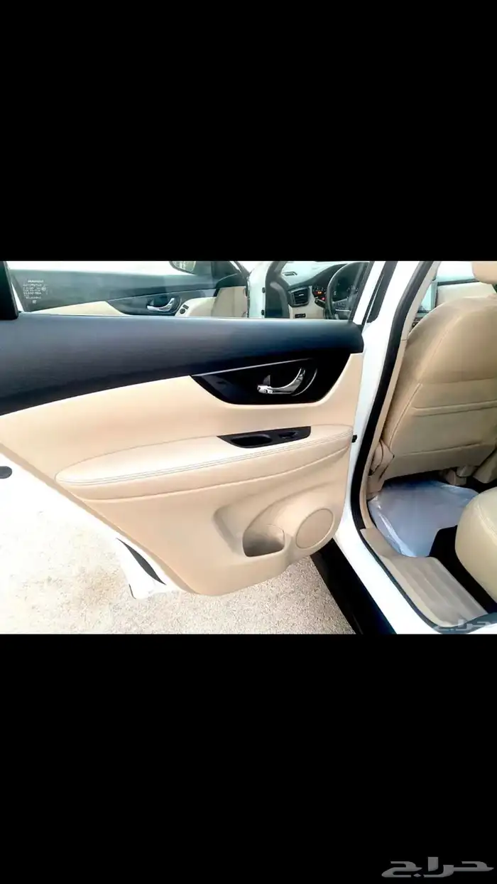 اكستريل نيسان 12