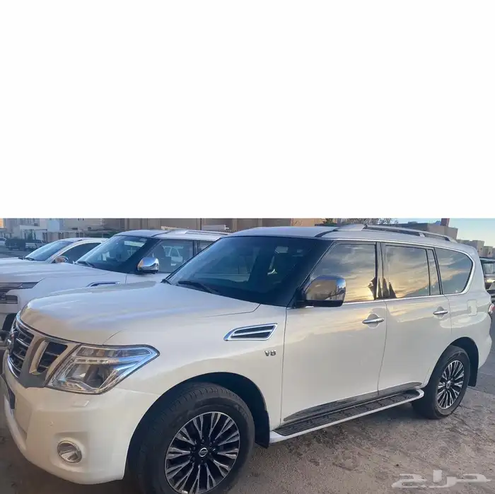 جيب نيسان باترول بلاتنيوم 2016 0