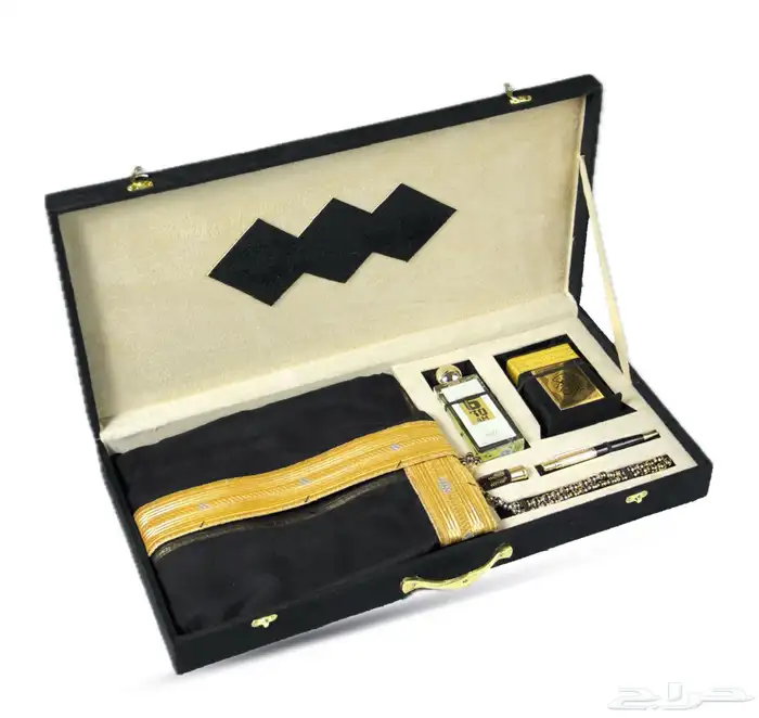 متجر جزاله لبيع الهدايا والبشوت 4