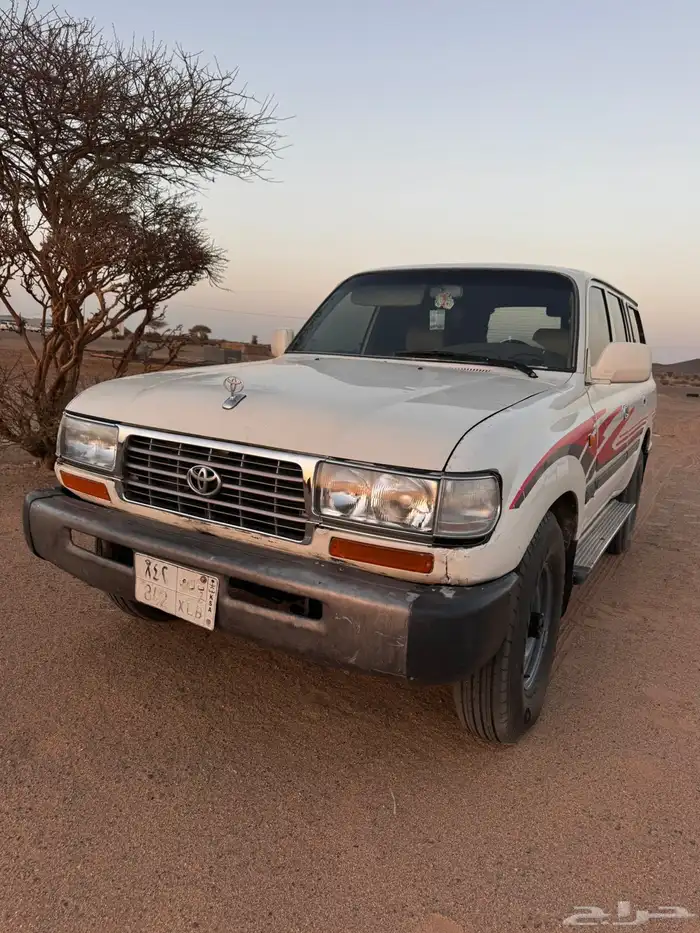 لاندكروزر موديل 93 1