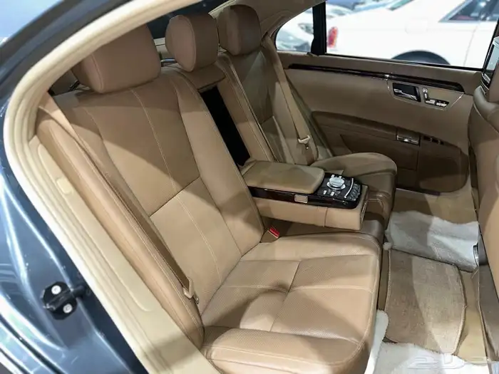 مرسيدس S500 موديل 2009 11