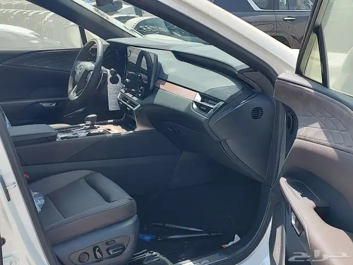 لكزس RX350 BB موديل 2025 9