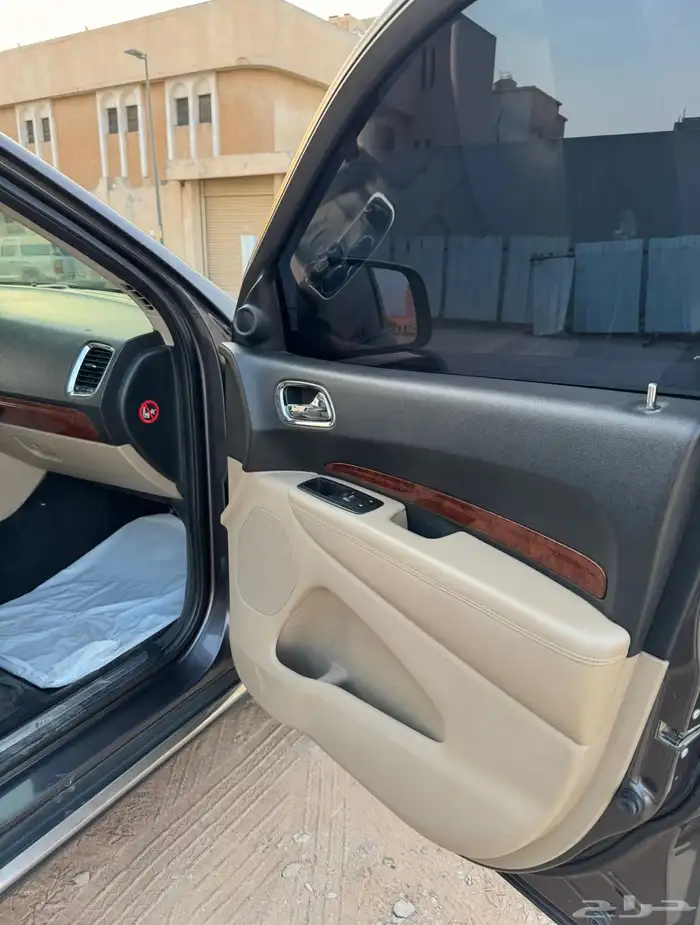 دودج دورانجو فل كامل V8 17