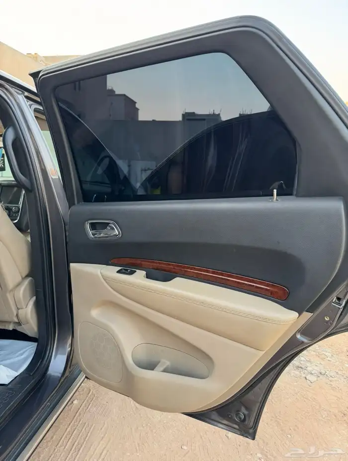 دودج دورانجو فل كامل V8 22